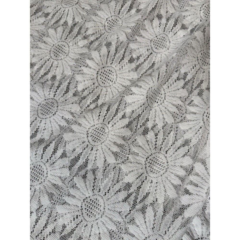 SHEIN Curve White Floral Lace Wrap Sarong Skirt Plus Size 3XL - Barely Worn - Picture 3 of 9